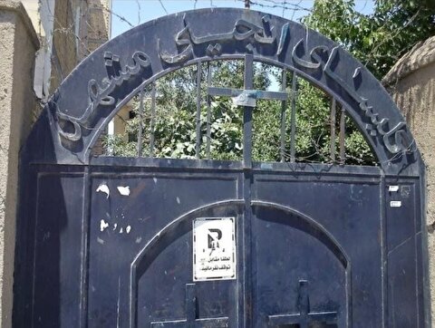 وزارت «میراث فرهنگی» خواب بود، کلیسای انجیلی مشهد را ساعت ۴:۳۰ صبح با لودر تخریب کردند/ میراث فرهنگی حتی داخل بنا را ندید؛ حالا می‌گوید «اجازه ندادند برویم» و «نمی‌دانیم کی تخریب کرد» / پاسخ میراث فرهنگی به نابودی میراث ملی: «مگر در مملکت کار غیر قانونی نمی‌کنند؟»