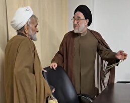 ببینید/ ویدیویی از احترام و تعارف متقابل خاتمی و حجتی کرمانی