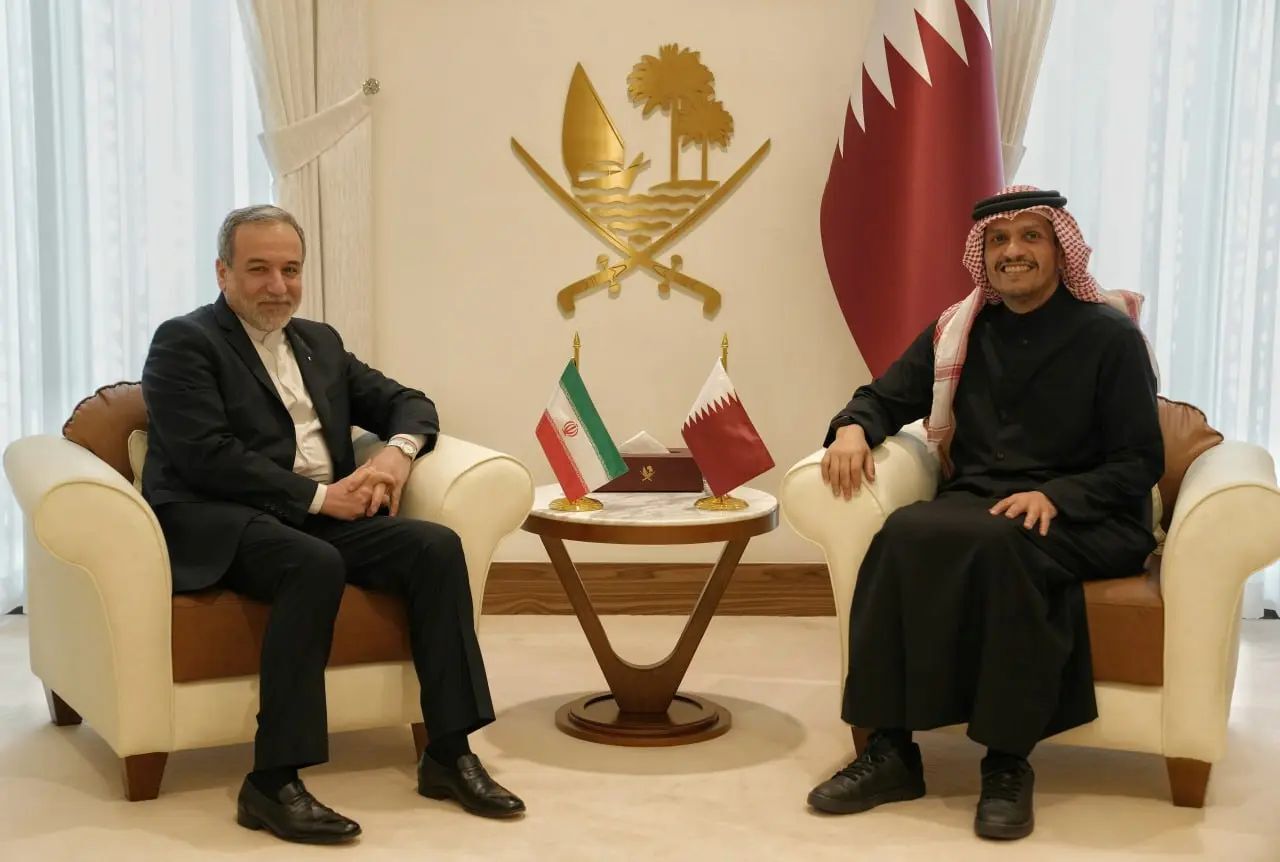 وزیر خارجه قطر در گفت‌وگوی تلفنی با عراقچی: بستن تنگه هرمز منجر به عمیق‌تر شدن بحران میان ایران و آمریکا می‌شود/ از تلاش‌ها برای رسیدن به توافقی فراگیر حمایت می‌کنیم