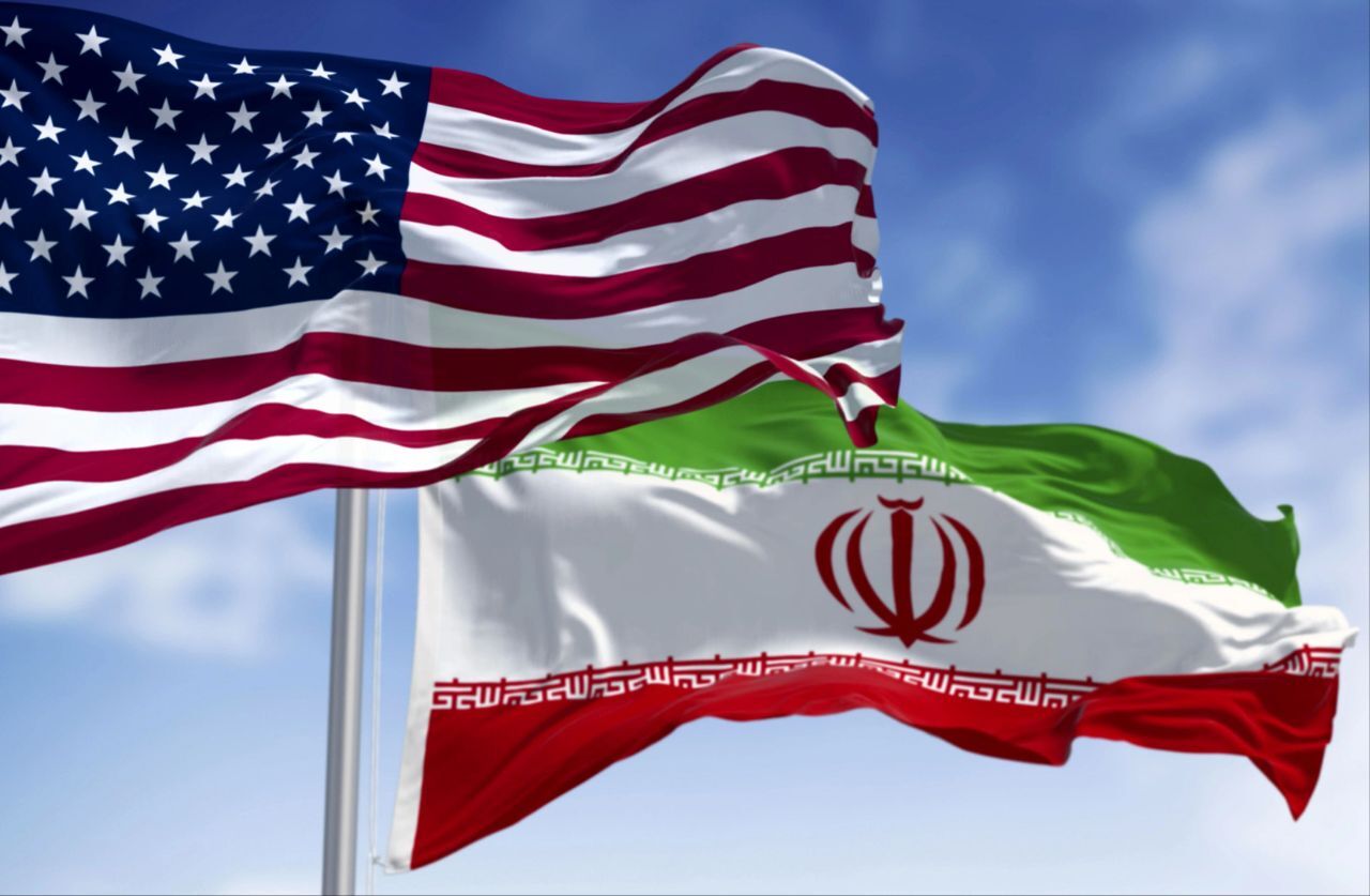 ادعای اکسیوس به نقل از یک مقام آمریکایی: تفاهم میان ایران و آمریکا شامل پایان جنگ بین اسرائیل و حزب‌الله می‌شود؛ برخی تحریم‌ها را هم برای امکان فروش نفت ایران، لغو می‌کند