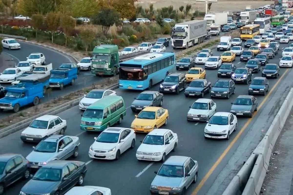 وضعیت جاده‌ها و راه‌ها، امروز ۵ خرداد ۱۴۰۵؛ ترافیک سنگین در محورهای شمالی و ورودی‌های تهران/ بارش باران در جاده‌های شمال غرب کشور