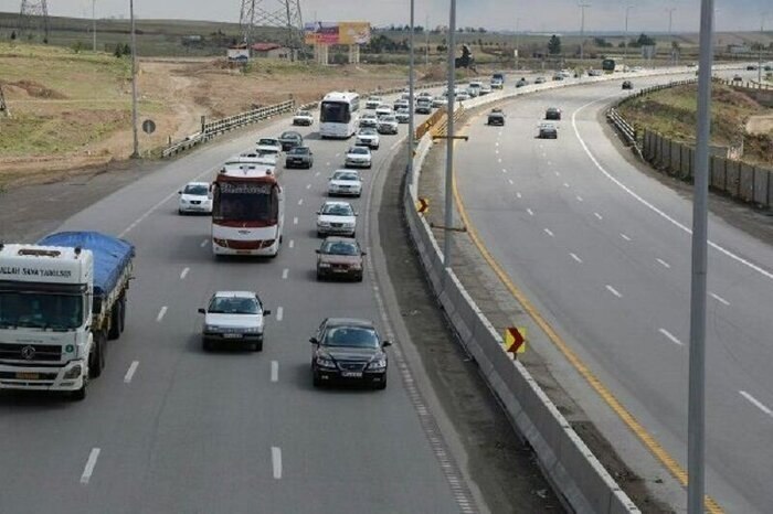 پلیس راه: ترافیک خودرویی در کندوان و هراز سنگین است