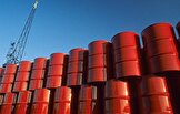 الجزیره: قیمتهای آتی نفت درپی اخبار مربوط به توافق احتمالی آمریکا و ایران کاهش یافت / «بازار از هم اکنون این دیدگاه را پذیرفته است که توافق انجام خواهد شد و تنگه باز خواهد گشت»
