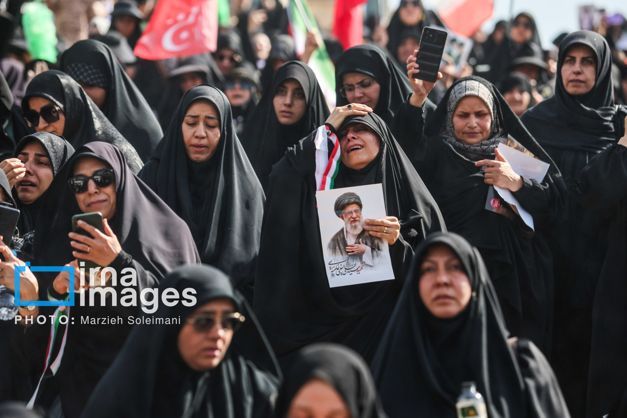 تصاویر: نخستین روز مراسم وداع با رهبر شهید انقلاب