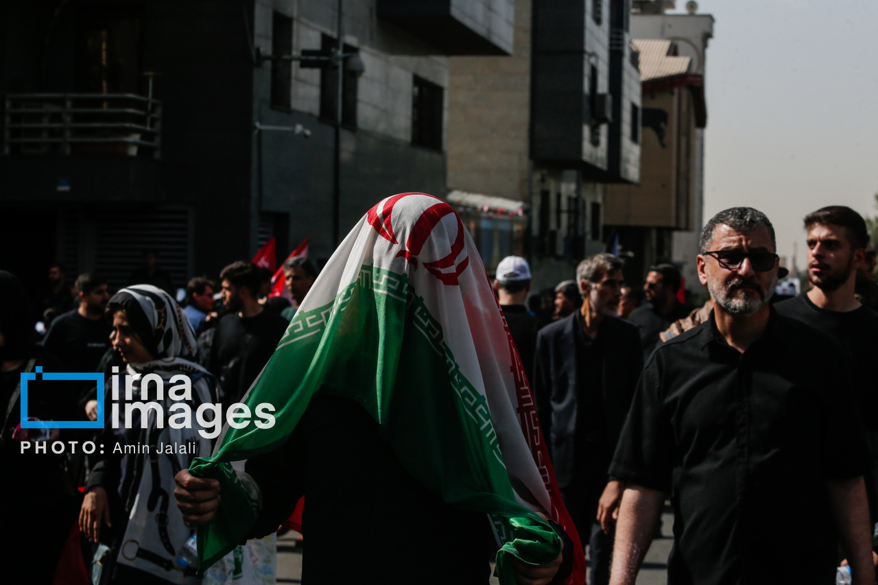 تصاویر: نخستین روز مراسم وداع با رهبر شهید انقلاب