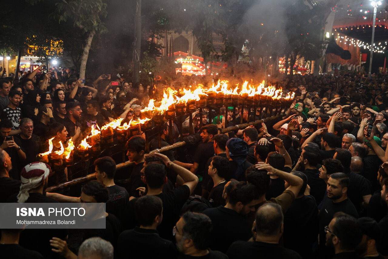 تصاویر: آئین مشعل‌گردانی در دولت‌آباد شهرری
