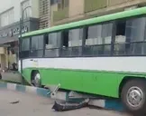 سرقت اتوبوس توسط نوجوان کم‌‌توان ذهنی و تصادف شدید با چند اتومبیل