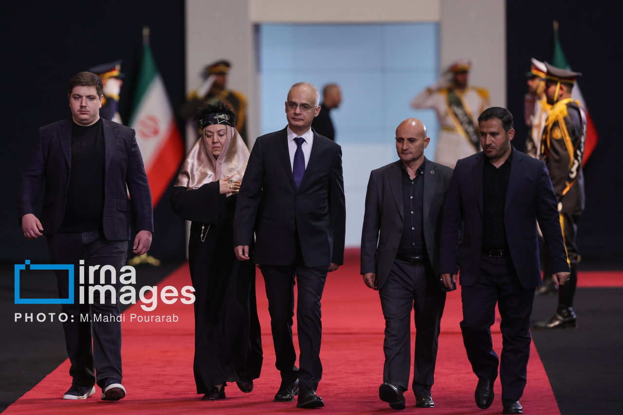 تصاویر: مراسم ادای احترام سران کشورها و مسئولان خارجی به پیکر رهبر شهید انقلاب