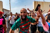 ببینید / تصاویری از کتک زدن مردم شهر سئوتا اسپانیا توسط مهاجران غیرقانونی
