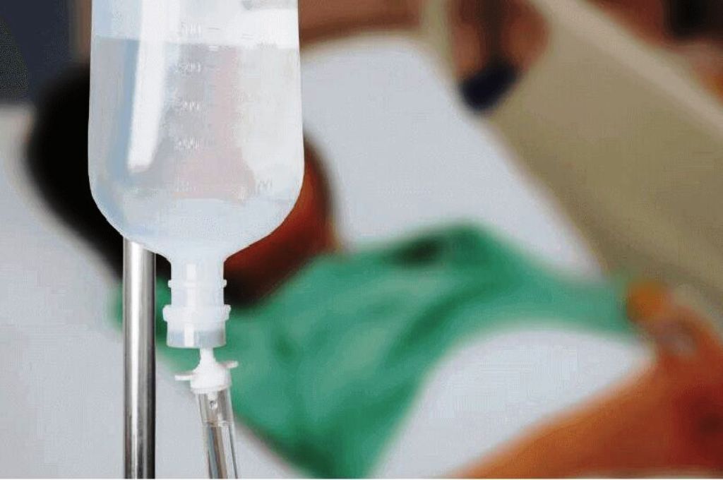 مرخصی ۶ مصدوم واژگونی اتوبوس در شاهرود؛ حال چهار فرد بستری وخیم نیست
