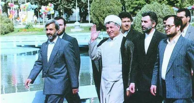 خاطرات آیت الله هاشمی رفسنجانی، ۹ بهمن ۱۳۷۷: از درخواست برای اجازه شکار به شیخ محمد دبی تا تحرکات خانم آلبرایت و روایت مهدی از اختلاف شدید در بحث احراز صلاحیت نامزد‌های شورا‌ها