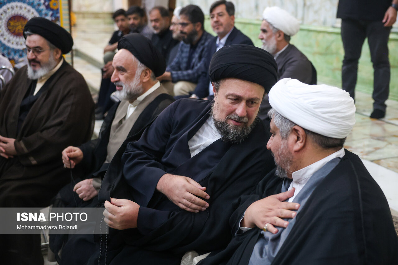 تصاویر: تشییع پیکر مادر همسر سید حسن خمینی
