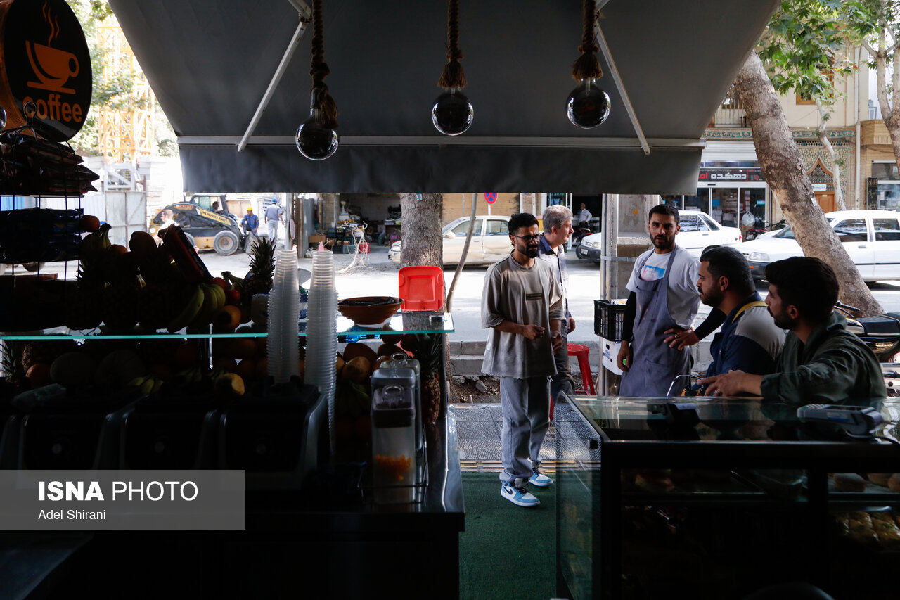 تصاویر: بازار اصفهان همزمان با خاموشی‌های تابستانی