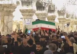 ببینید/ ورود پیکر رهبر شهید به داخل حرم امیرالمومنین (ع)