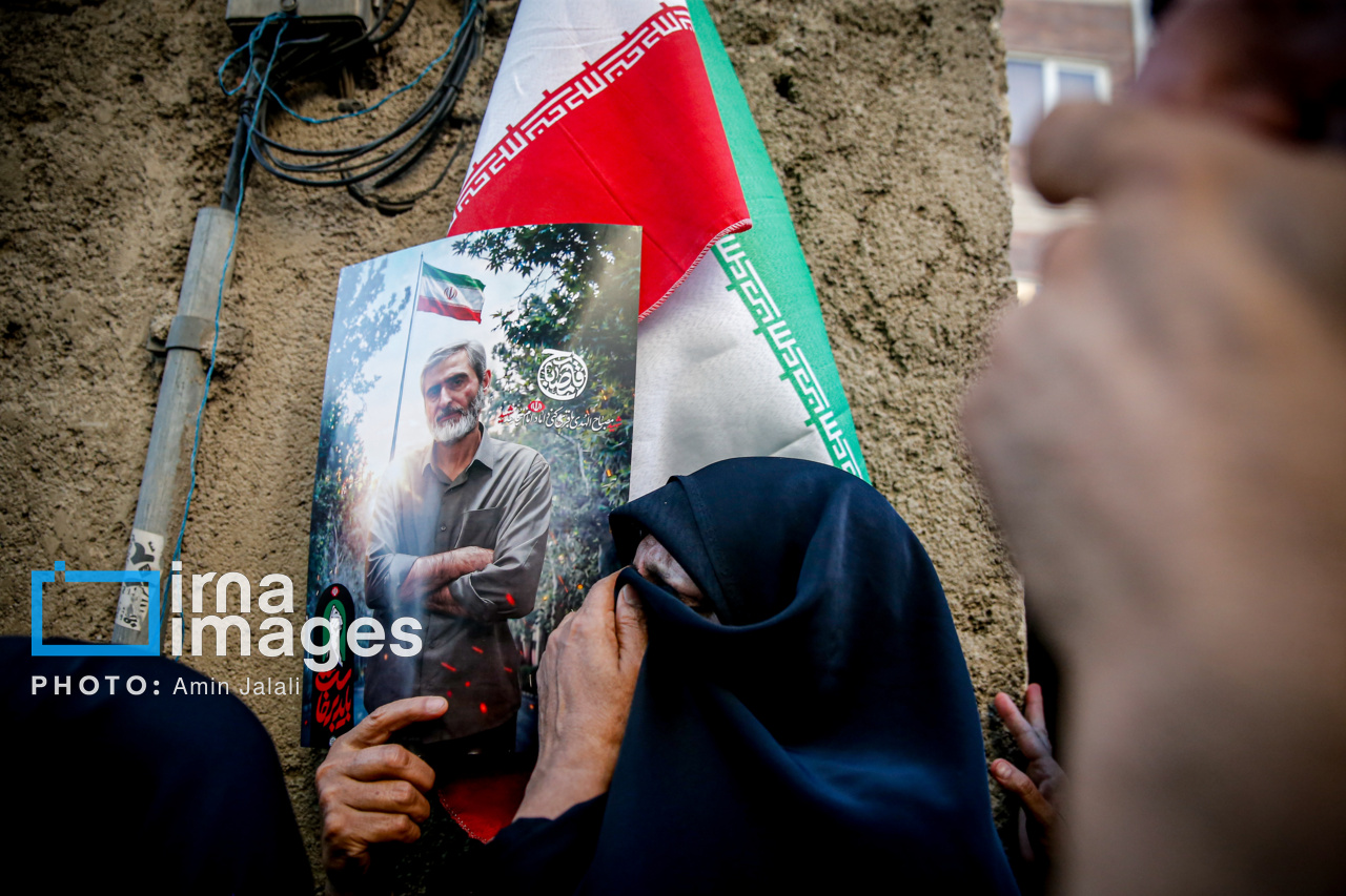 تصاویر: تشییع پیکر شهید «مصباح‌الهدی باقری‌کنی»، داماد رهبر شهید انقلاب