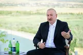 پیشنهاد علی‌اف برای عبور خط برق از ارمنستان؛ استقبال باکو، تردید در ایروان
