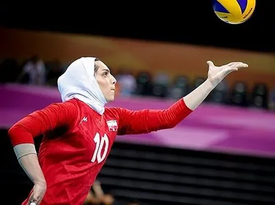 ایران ۳ قزاقستان ۲ / بانوان والیبال ایران جام کنفدراسیون‌ها را با پیروزی آغاز کردند