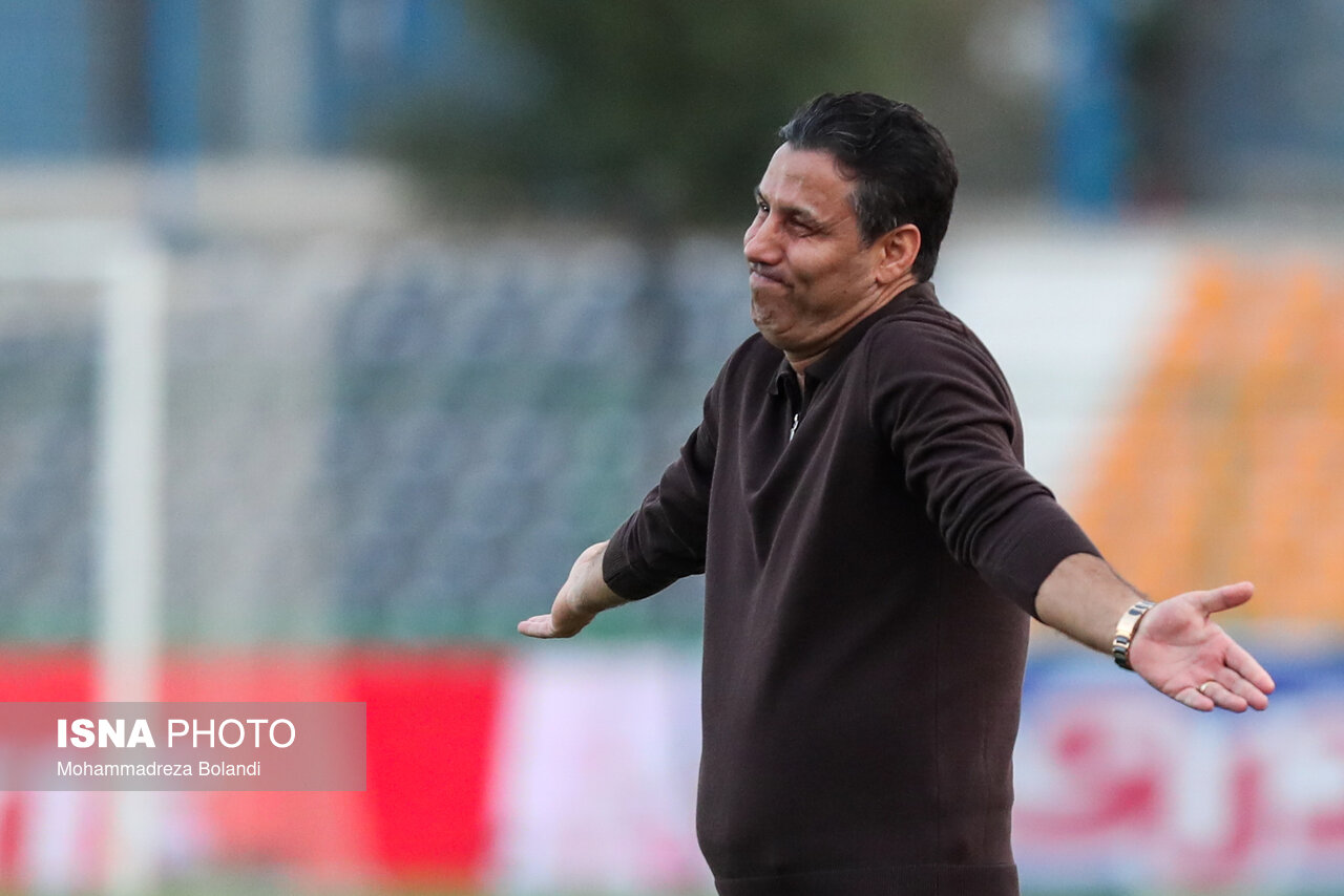 تصاویر: دیدار تیم‌های پرسپولیس و صنعت نفت آبادان