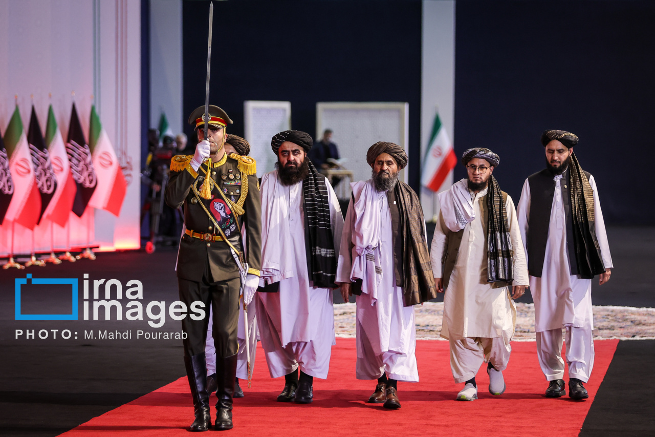 تصاویر: مراسم ادای احترام سران کشورها و مسئولان خارجی به پیکر رهبر شهید انقلاب
