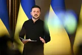 زلنسکی: هیچ آتش‌بسی در جنگ اوکراین وجود نخواهد داشت، زیرا روسیه آن را رد می‌کند/ حقوق بین‌الملل فقط زمانی کاملاً کارآمد است که دوستانی قدرتمند و دارای سلاح داشته باشید/ به همه می‌گویم، درباره تلاش مسکو برای طولانی کردن جنگ، سکوت نکنید/ آماده‌ایم تولید سلاح را با شرکای خود، افزایش دهیم