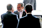 مذاکرات ایران و آمریکا در نیویورک وارد مرحله‌ای جزئی‌تر و فنی‌تر شده / منابعی در تهران فضای مذاکرات را به‌طور فزاینده‌ای مثبت توصیف کرده‌اند / طرح پیشنهادی ایران  نسخه‌ای تسریع‌شده از روند ۶۰ روزه‌ای خواهد بود که پیش‌تر درباره آن گفت‌وگو شده بود / مهم‌ترین مطالبات ایران، شامل رفع تحریم‌ها، لغو محدودیت‌های صادرات نفت و دسترسی به منابع مالی بلوکه‌شده ایران است