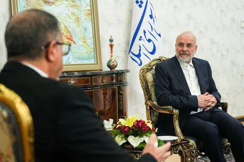 قالیباف:  ما مذاکره را نفی نمی کنیم؛ مذاکره یک ابزار برای مبارزه است / آمریکایی‌ها باید به تعهدات خود عمل کنند تا ما اقدام به بازگشایی تنگه هرمز کنیم / ما در جریان ماده یک تفاهمنامه به پایان جنگ آنها علیه ایران و متحدان ایران در جبهه مقاومت تأکید کردیم؛ در حالی که طرف مقابل در ابتدا، خواستار توقف کامل فعالیت‌های موشکی، هسته‌ای و مقاومت شده بود