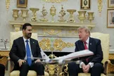 ادعای ترامپ درباره نخست‌وزیر عراق: او در انتخاباتی پیروز شد که بسیاری تصور می‌کردند تنها فرد دیگری می‌تواند در آن پیروز شود؛ کسی که به نظر من فرد خوبی نبود (نوری المالکی) / اکنون یک رهبر فوق‌العاده جدید داریم / فکر می‌کنم او برای مدت طولانی در قدرت خواهد ماند