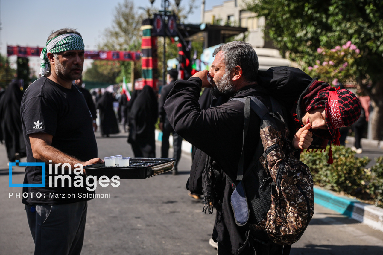 تصاویر: مراسم پیاده‌روی جاماندگان اربعین حسینی در تهران