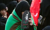 ببینید/ خودرو حامل پیکر رهبر شهید در بین انبوه جمعیت در قم