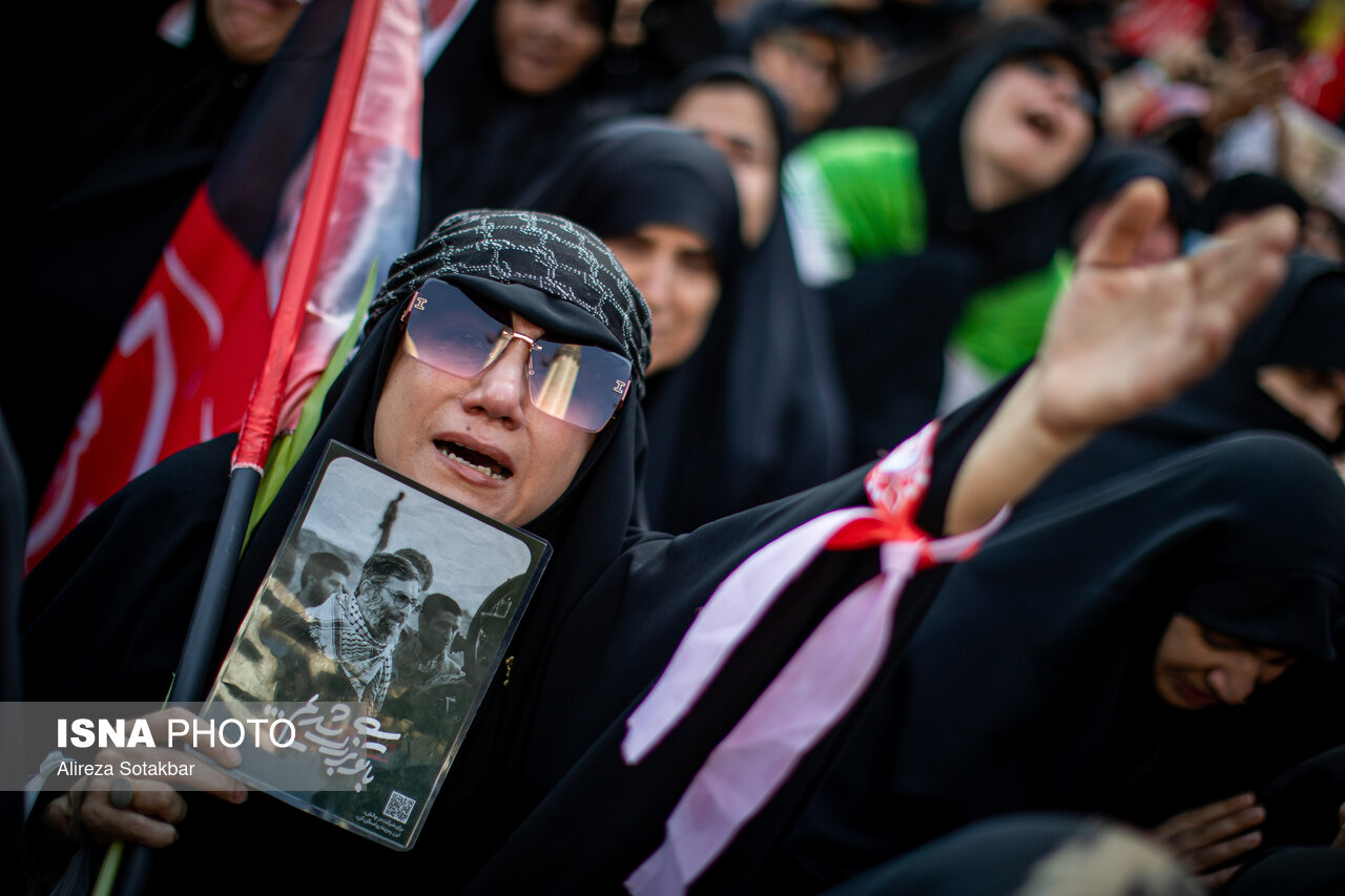 تصاویر: دومین روز مراسم وداع با رهبرشهیدانقلاب