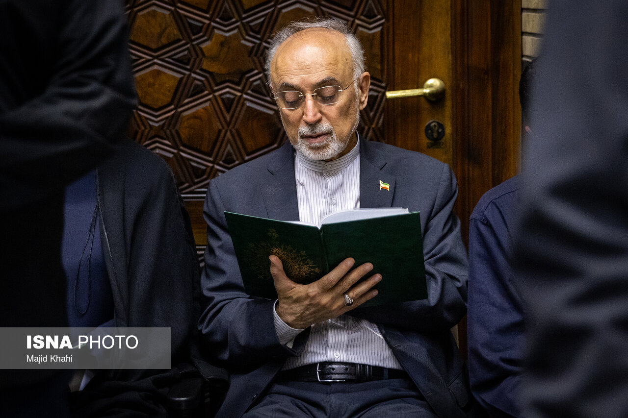 تصاویر: مراسم ختم خواهر عراقچی، وزیر خارجه