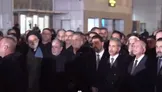 ببینید /  حضور رئیس‌جمهور، وزیر امورخارجه و فرزند ارشد رهبر شهید انقلاب در فرودگاه نجف برای ادای احترام