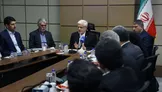 انتقاد عارف از رویکرد صداوسیما درباره محدودیت اینترنت: براساس نظرسنجی خود صداوسیما ۶۳ درصد مردم مخالف قطع اینترنت بین‌الملل هستند، اما در برنامه‌های این رسانه عمدتا از افرادی دعوت می‌شود که موافق محدودسازی اینترنت هستند / فردی که دو واحد کامپیوتر پاس نکرده به عنوان کارشناس اینترنت می‌آورند تلویزیون به عنوان مخالف اینترنت صحت می‌کند، با چه حقی؟