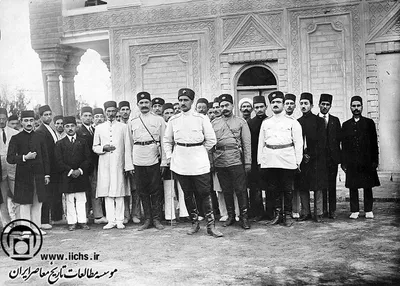 قسمت ششم/ هشدار به رضاخان: «یا حکومت استبدادی یا اجرای قوانین مشروطه!؟»