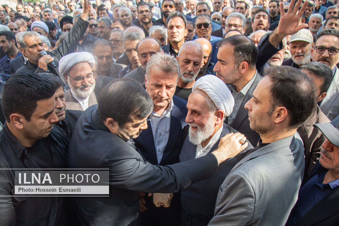 تصاویر: تشییع پیکر زنده یاد «احمد ناطق نوری»