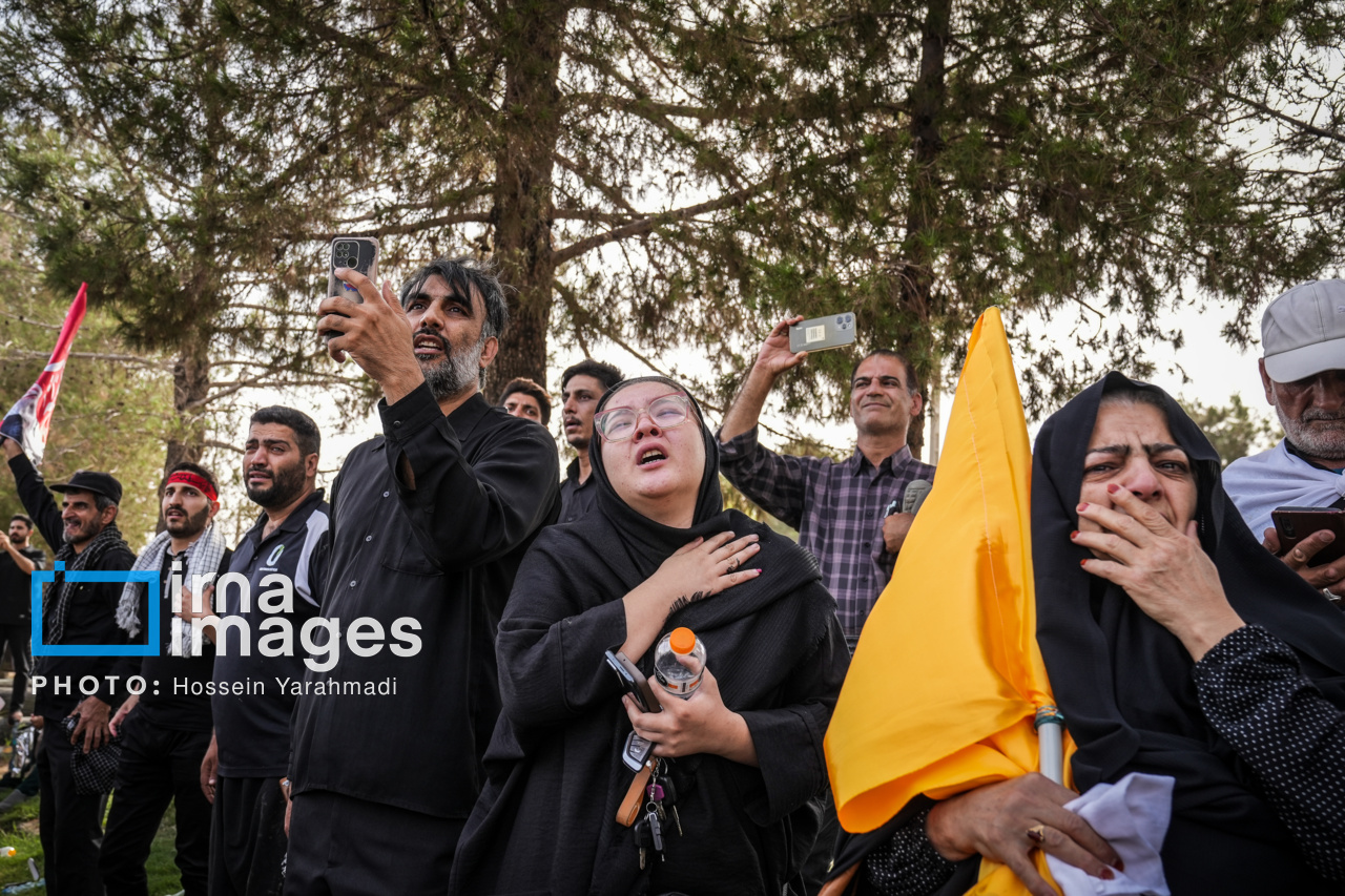 تصاویر: تشییع پیکر مطهر رهبر شهید انقلاب در قم