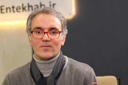 ویدیو / مجید شریفی استاد روابط بین‌الملل: اگر ایران سمت سلاح اتمی برود، همین چین هم شما را تحریم خواهد کرد / مطمئن باشید به اندازه‌ای که روس ها مخالف اتمی شدن ایران هستند، آمریکایی ها مخالف نیستند؛ این را مطمئن باشید