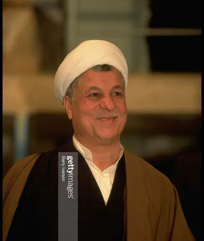 خاطرات آیت الله هاشمی رفسنجانی، ۳ خرداد ۱۳۷۷: روایتی از سفر به کرمان، اشعار شاه نعمت الله ولی و باغ شاهزاده در نزدیکی ماهان