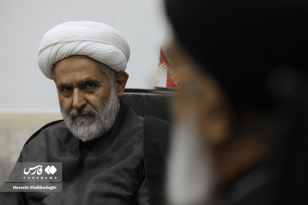 تصاویری جدید از حسین طائب در قم