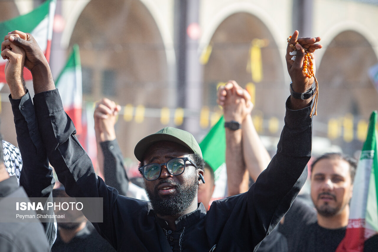 تصاویر: دومین روز مراسم وداع با رهبرشهیدانقلاب