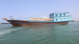 توقیف ۴ شناور با تبعه خارجی در مرز آبی بوشهر / ۳۴ خدمه این شناور‌ها تبعه کشور خارجی بودند که برای بررسی‌های بیشتر به مراجع قضائی تحویل داده شدند