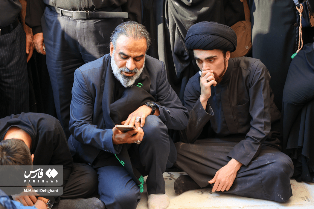 تصاویر: تشییع پیکر مادر همسر سید حسن خمینی