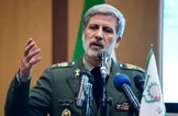 فرمانده کل ارتش: تجربه جنگ‌های اخیر بار دیگر اهمیت حیاتی پدافند هوایی در حراست از حریم آسمان کشور را آشکار ساخت