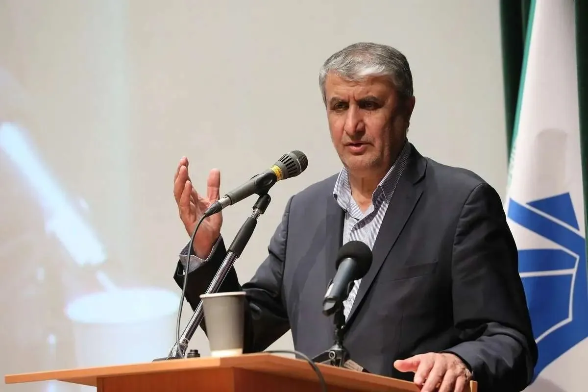 ادعای بلومبرگ به نقل از مقام آمریکایی: محمد اسلامی، رئیس سازمان انرژی اتمی ایران پس از اعمال فشار از سوی دولت ترامپ، از سخنرانی در کنفرانس عمومی آژانس در وین منع شد