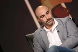 محسن تنابنده درباره پشت پرده حمله به «پایتخت»: «دعوا بین خودشونه» / یک دوستانی می خواهند دوستان دیگری را بزنند / ما را بهانه می کنند و می اندازند وسط، بدون اینکه هیچ نقد درستی راجع به کار صورت گیرد