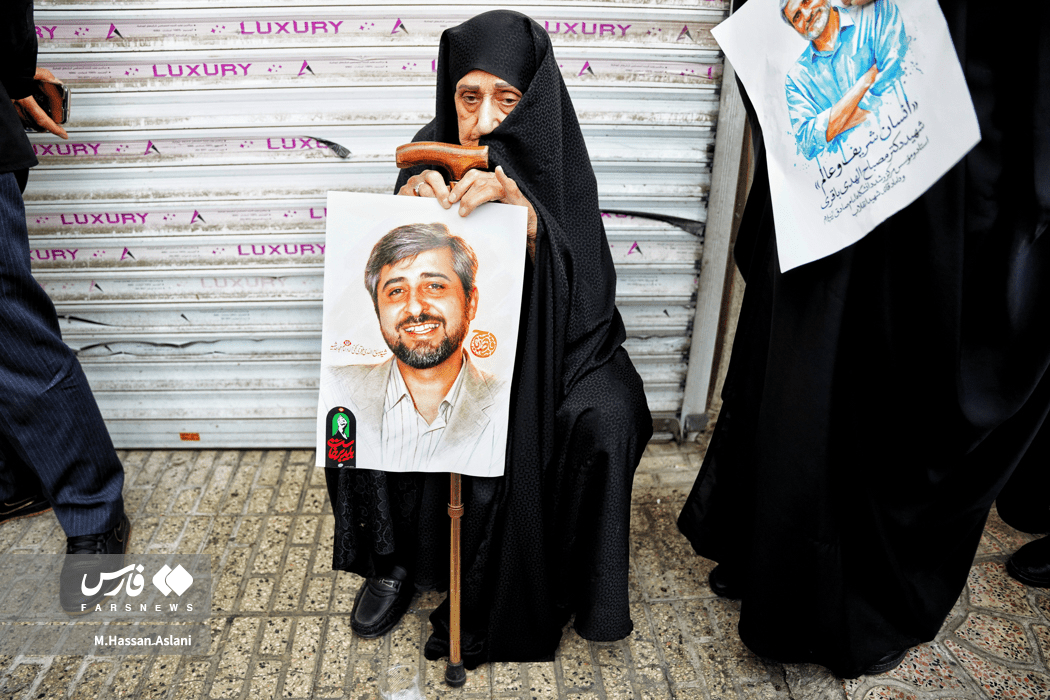 تصاویر: تشییع پیکر شهید «مصباح‌الهدی باقری‌کنی»، داماد رهبر شهید انقلاب