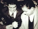 ماجرای دیدار فردین با حاج سید احمد خمینی / احمد آقا گفت به کارتان ادامه دهید، اما امثال مخلملباف نگذاشتند