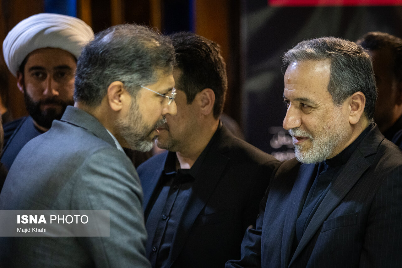 تصاویر: مراسم ختم خواهر عراقچی، وزیر خارجه