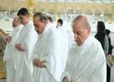 ببینید / شهباز شریف و عاصم منیر در مکه مناسک عمره را به‌جا آوردند