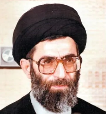 تصاویر: عکس‌های منوچهر قلمچی از رهبر شهید
